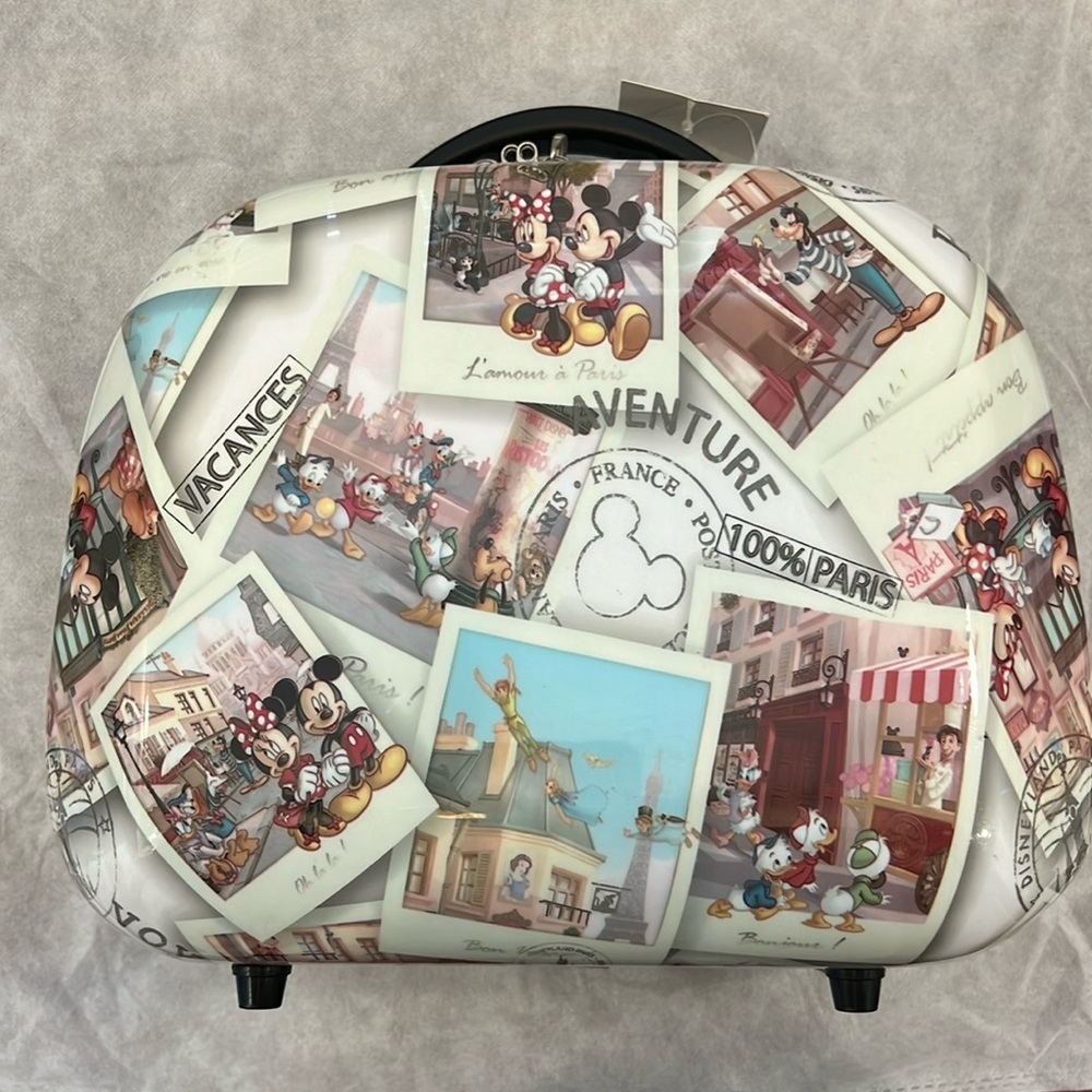 Disneyland Paris limited edition vanity carry-on trunk with tag